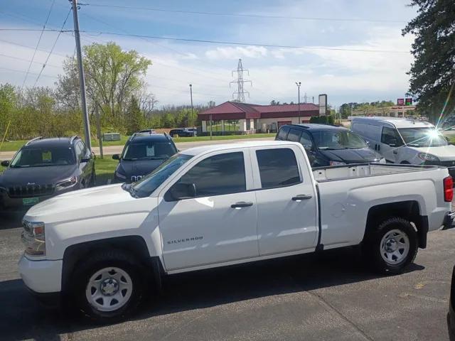 chevrolet silverado 1500 ld 2019 2GCVKNEC5K1205188 image chevrolet silverado 1500 ld 2019 2GCVKNEC5K1205188 image